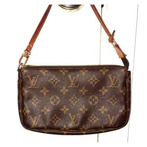 Vintage Louis Vuitton pochette/clutch